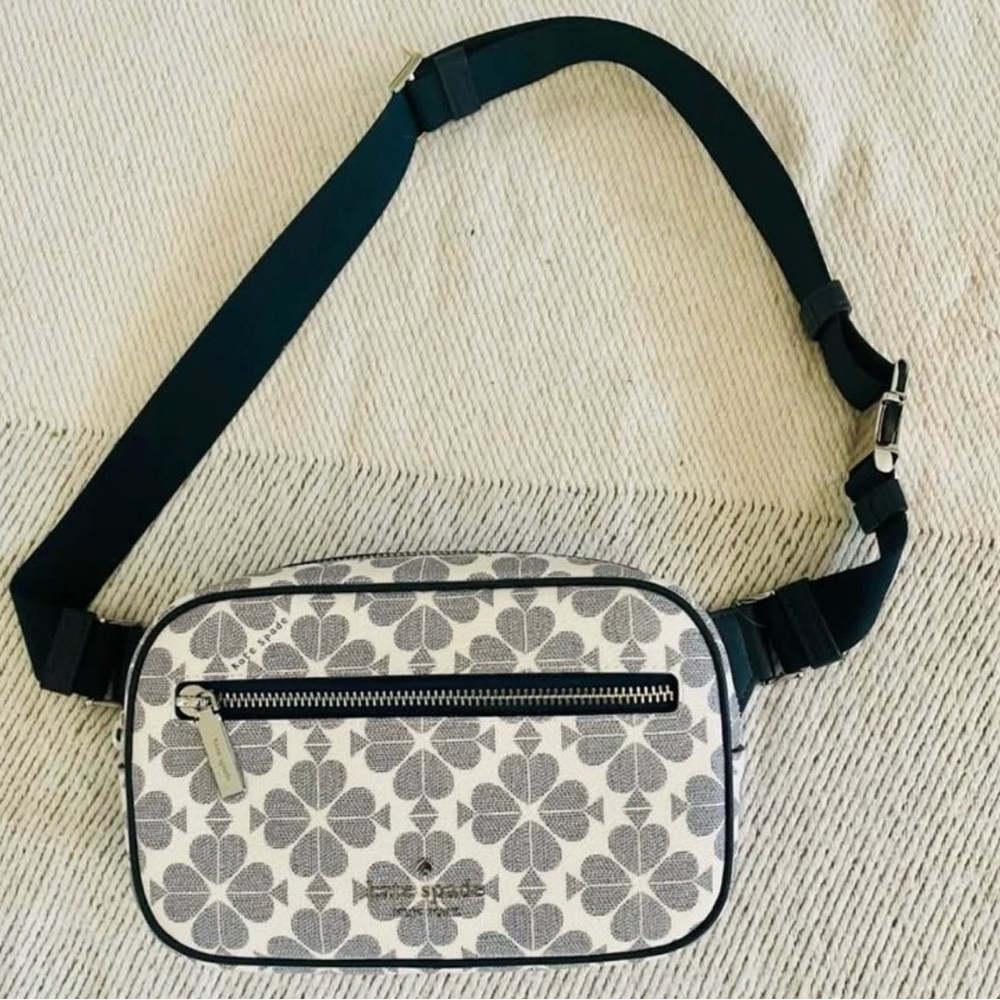 Kate Spade Navy and White Floral Belt Bag